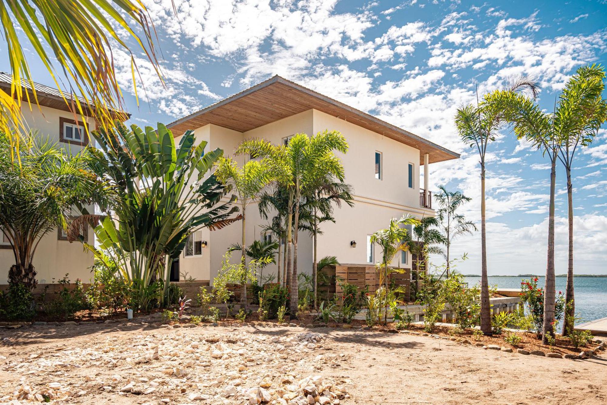 Itz'Ana Resort & Residences Placencia Экстерьер фото